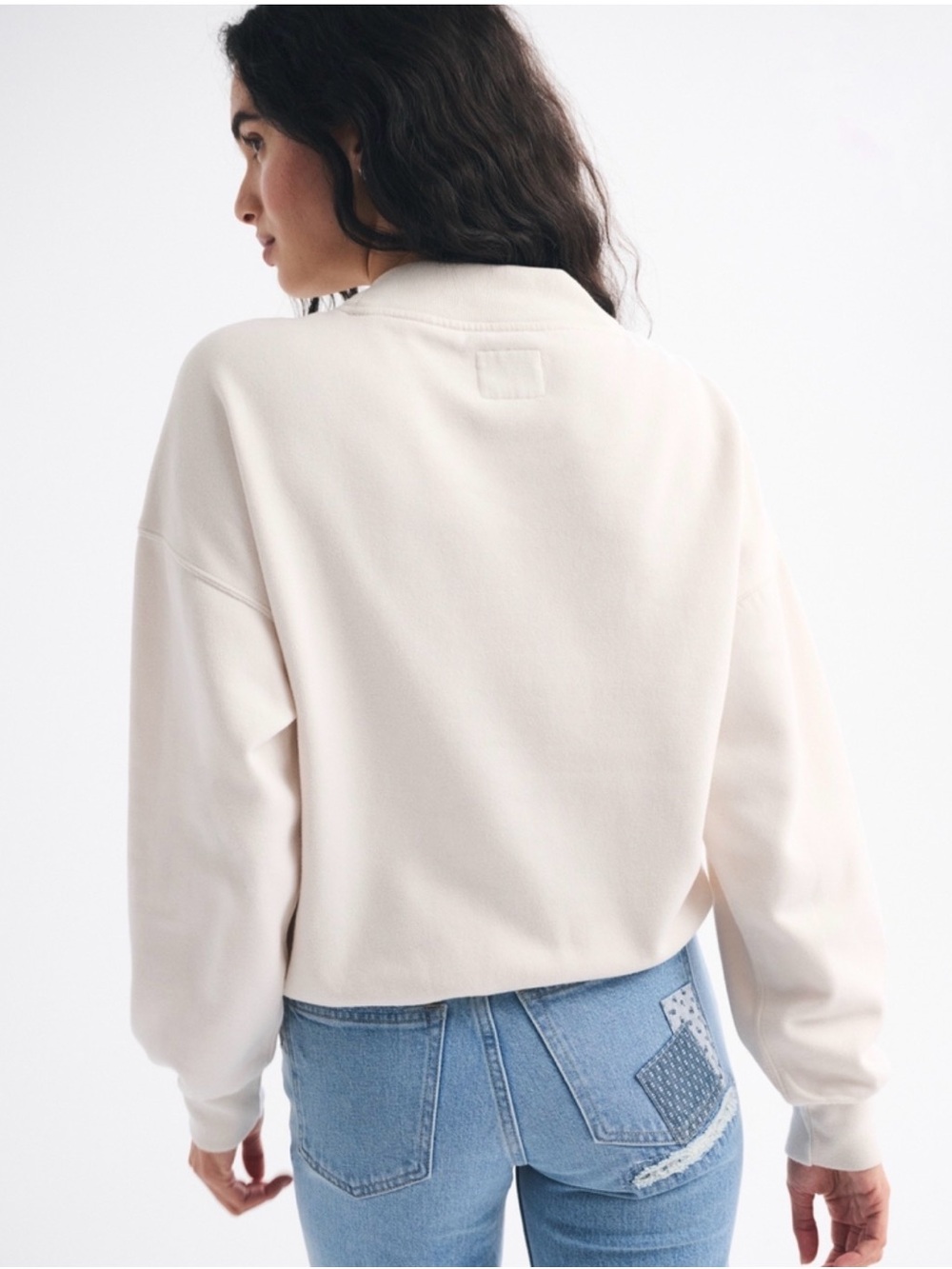 Snoopy Sunday Mockneck Crew - Picture 6 of 10